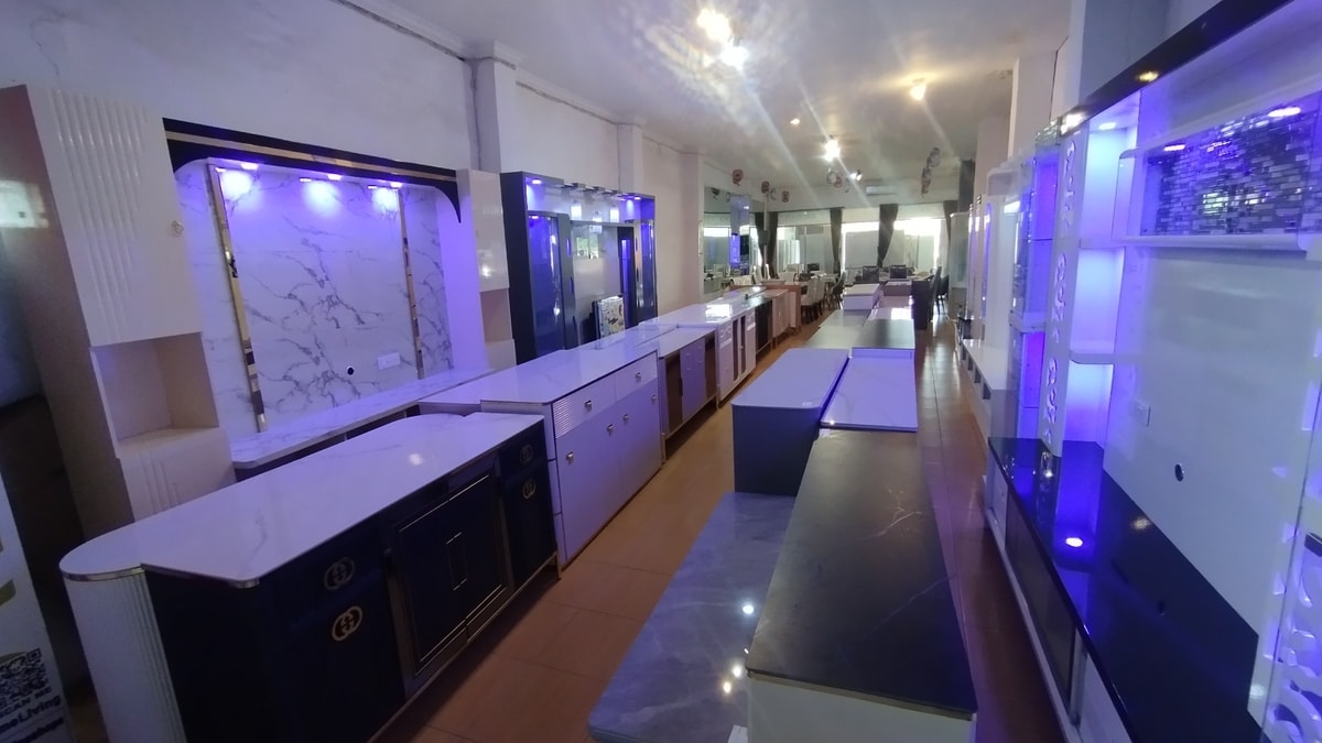 Untuk koleksi buffet TV besar dan buffet konsul Vermont Office & Home Living baik di kota Palembang ataupun di Kota Bandar Lampung sama sama lengkap. Untuk koleksi buffet TV besar dan buffet konsul Vermont Office & Home Living baik di kota Palembang ataupun di Kota Bandar Lampung sama sama lengkap.