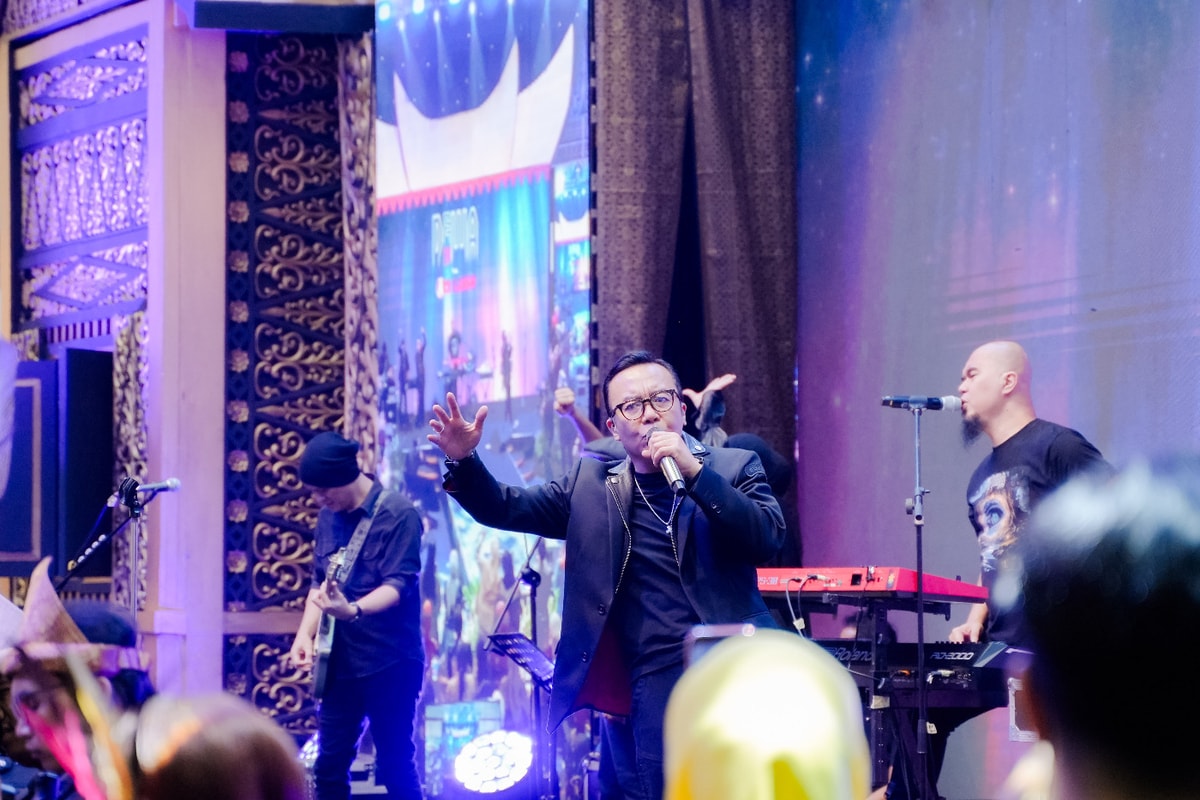 Konser Dewa19 X Ari Lasso | Ruang Garasi Indonesia