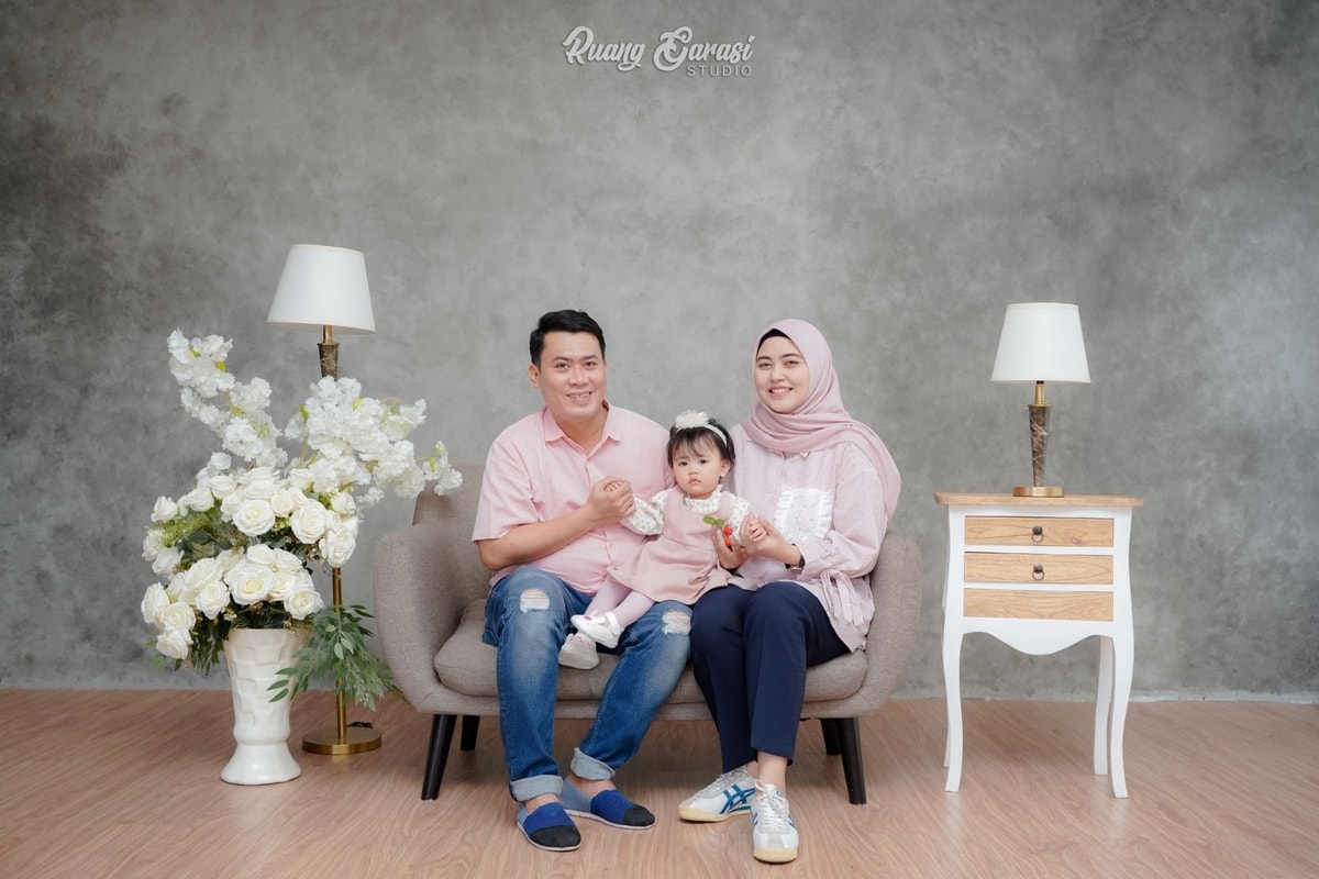 Foto Keluarga Ditta | Ruang Garasi Studio