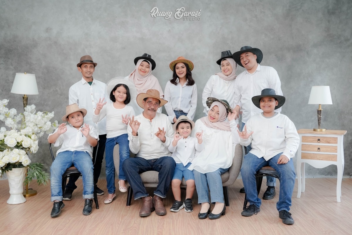 Foto Keluarga Salsa | Ruang Garasi Studio