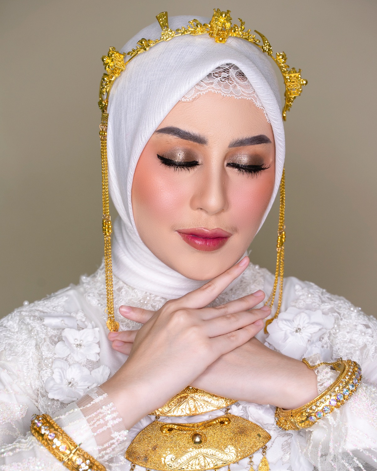 Make up by Eva Anggraeni