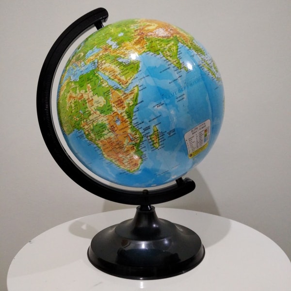 globe bola dunia