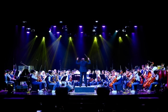 ORCHESTRA VAGANZA PURWA CARAKA MUSIK STUDIO